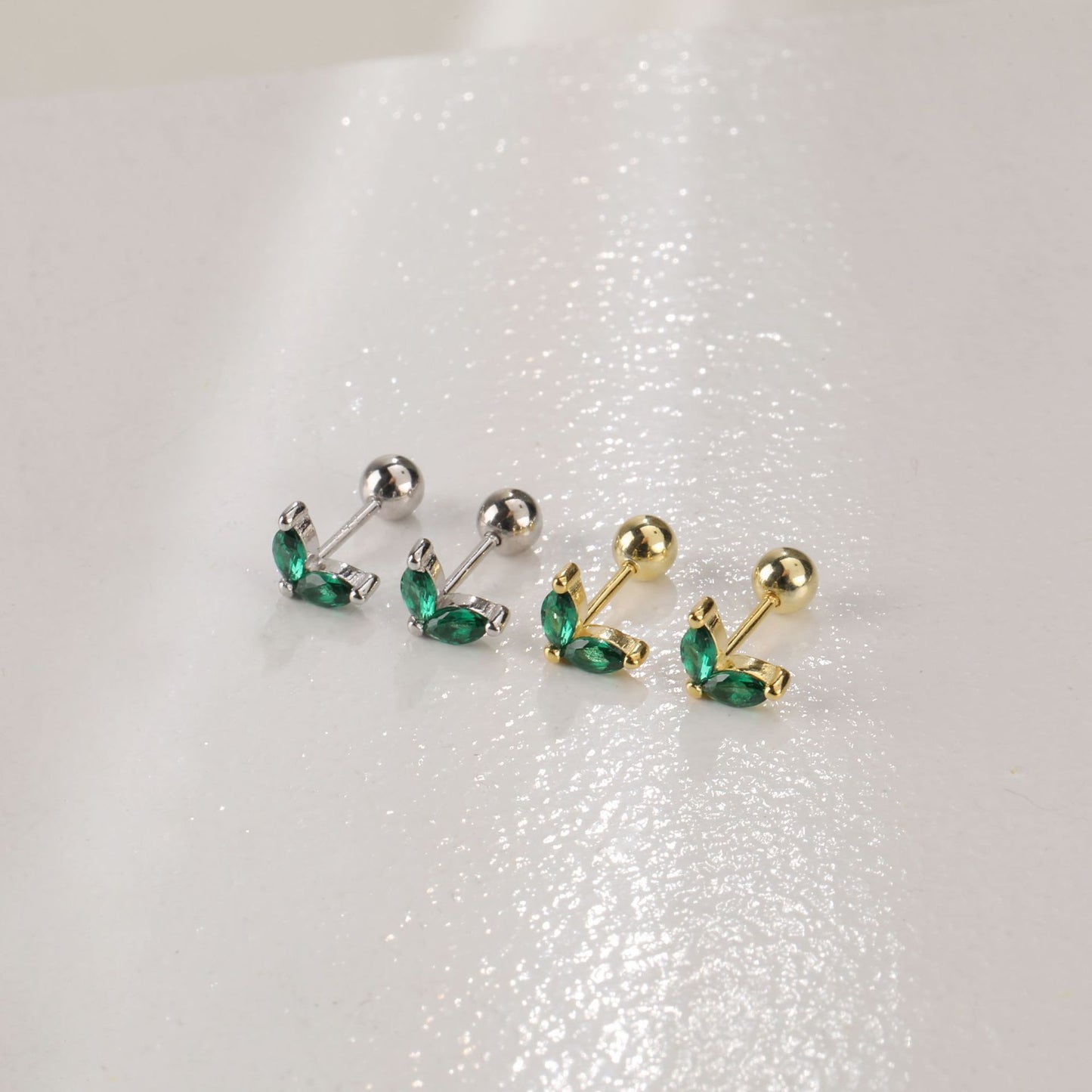 Tender Leaf Thread Piercing Ear Bone Diamond Earrings