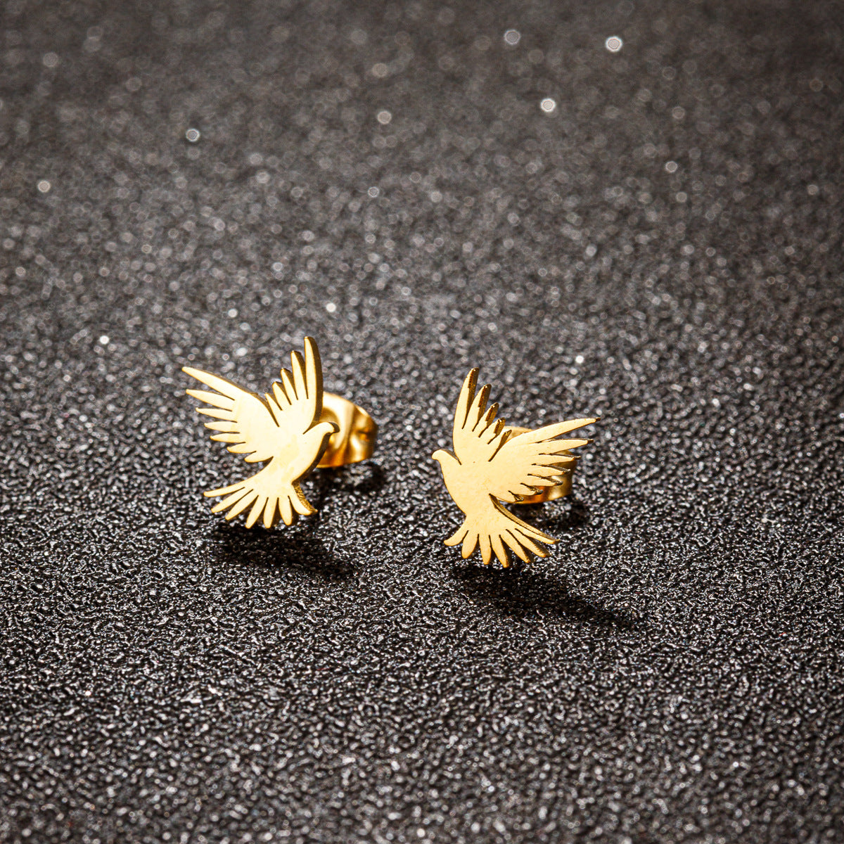 Creative Punk Series Hollow Eagle Personality Retro Stainless Earrings