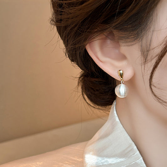 Women's Niche Brushed Metal Ball Ear Clip Earrings