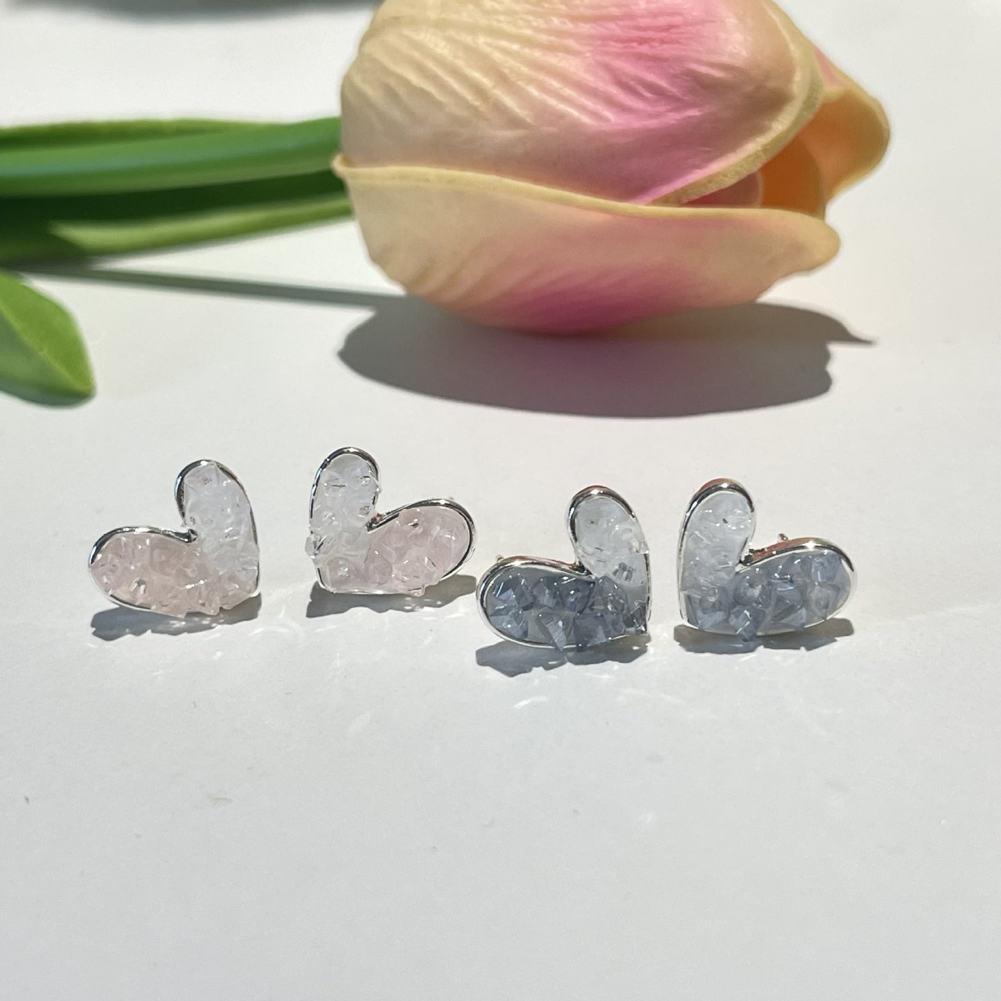 Gradient Color Small Heart-shaped Crystal Sier Earrings