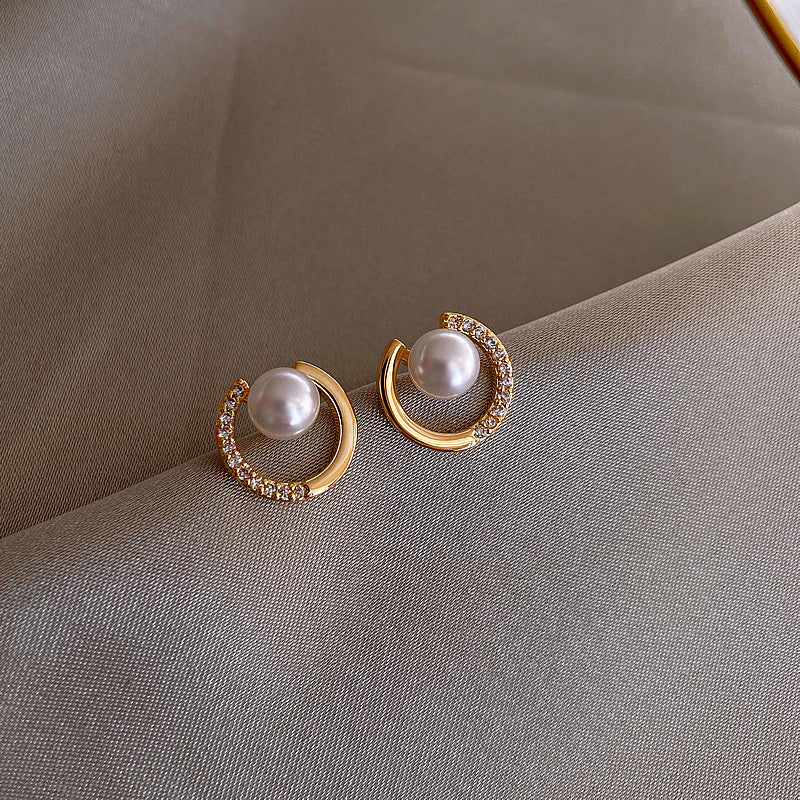 Women's Sier Pin Pearl High-grade Temperament Entry Earrings