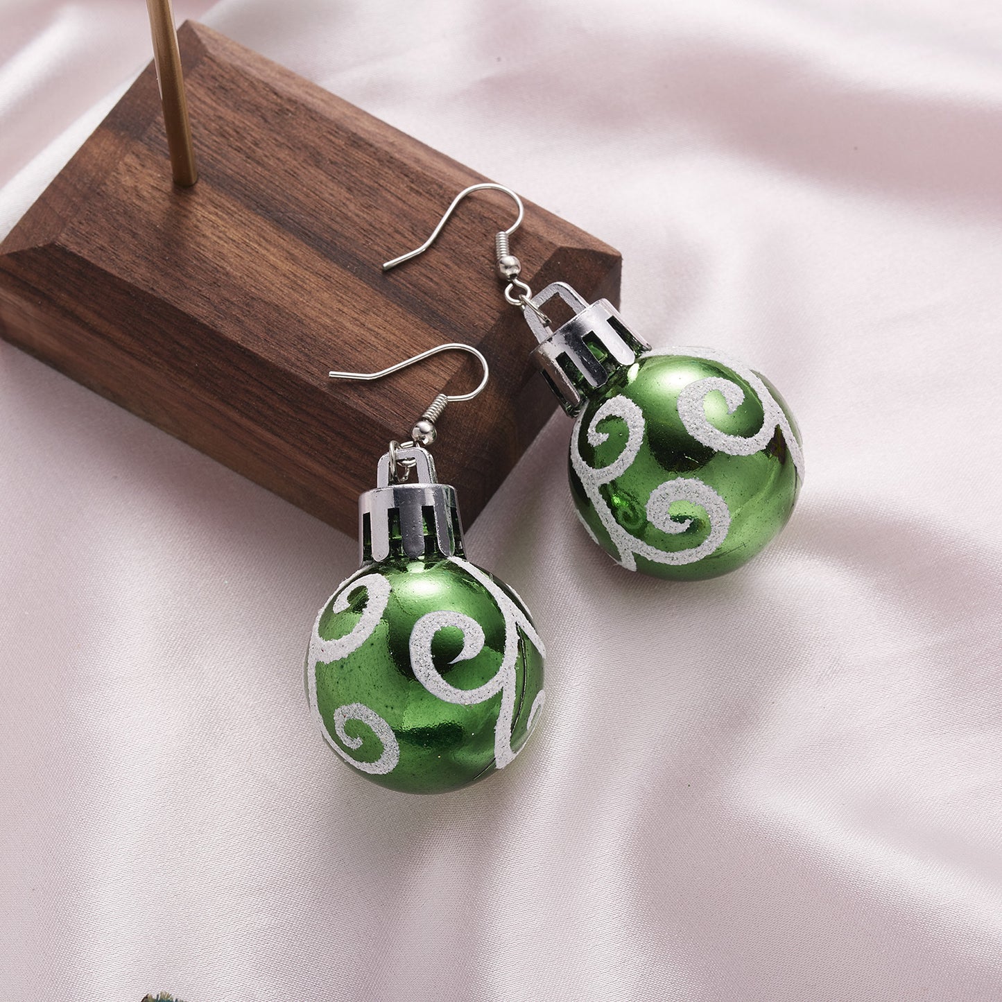 Round Ball Fashion Christmas Bulb Snowflake Earrings