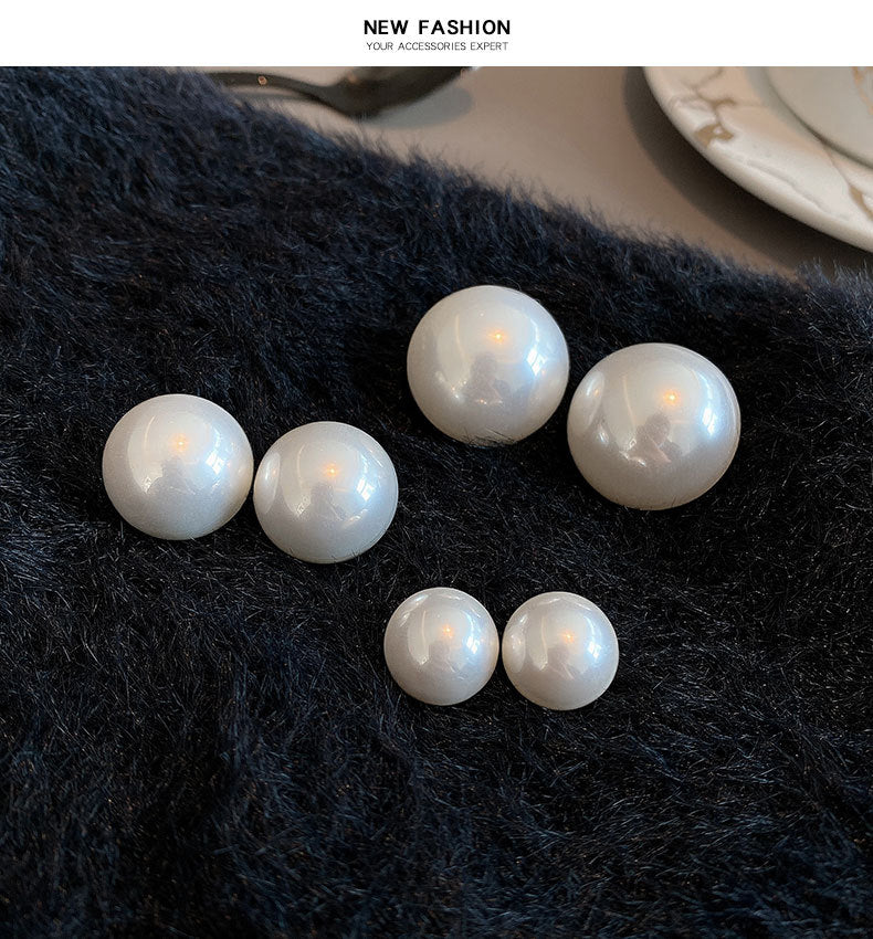 Women's Elegant Oversized Semicircle Pearl High-grade Cold Earrings