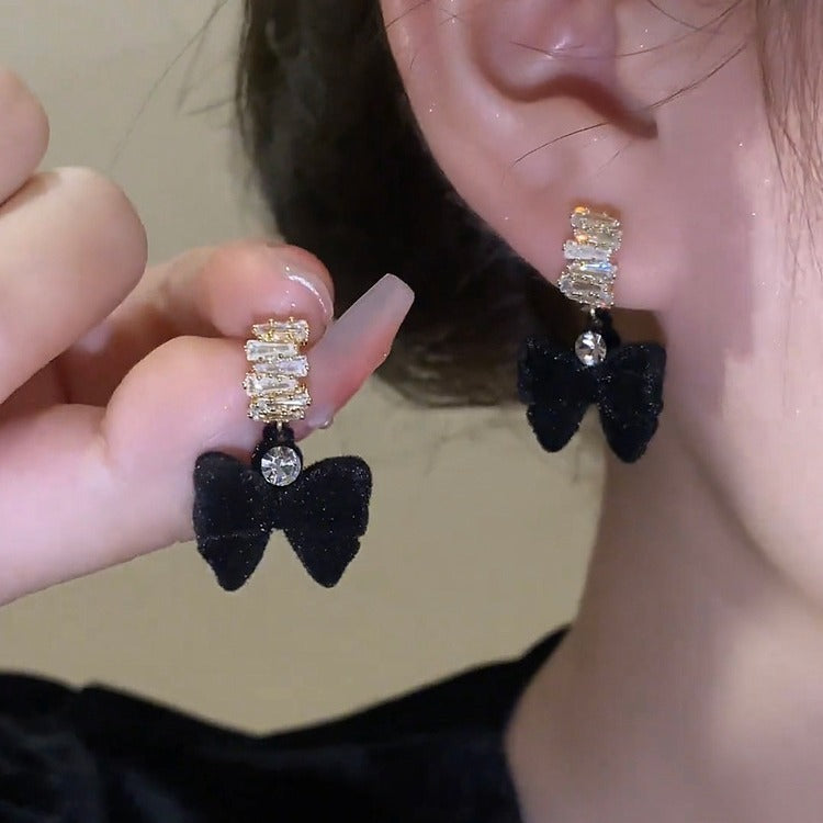 Needle Retro Black Bow Flower French Style Rhinestone Earrings