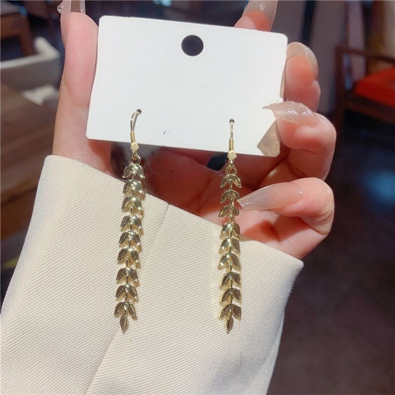 Women's Long Sier Needle Tassel Face Slimming Earrings