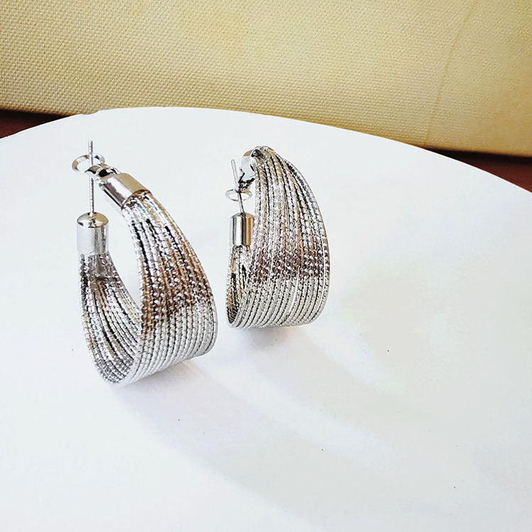 Golden Earclip High-grade Female Temperament Circle Earrings