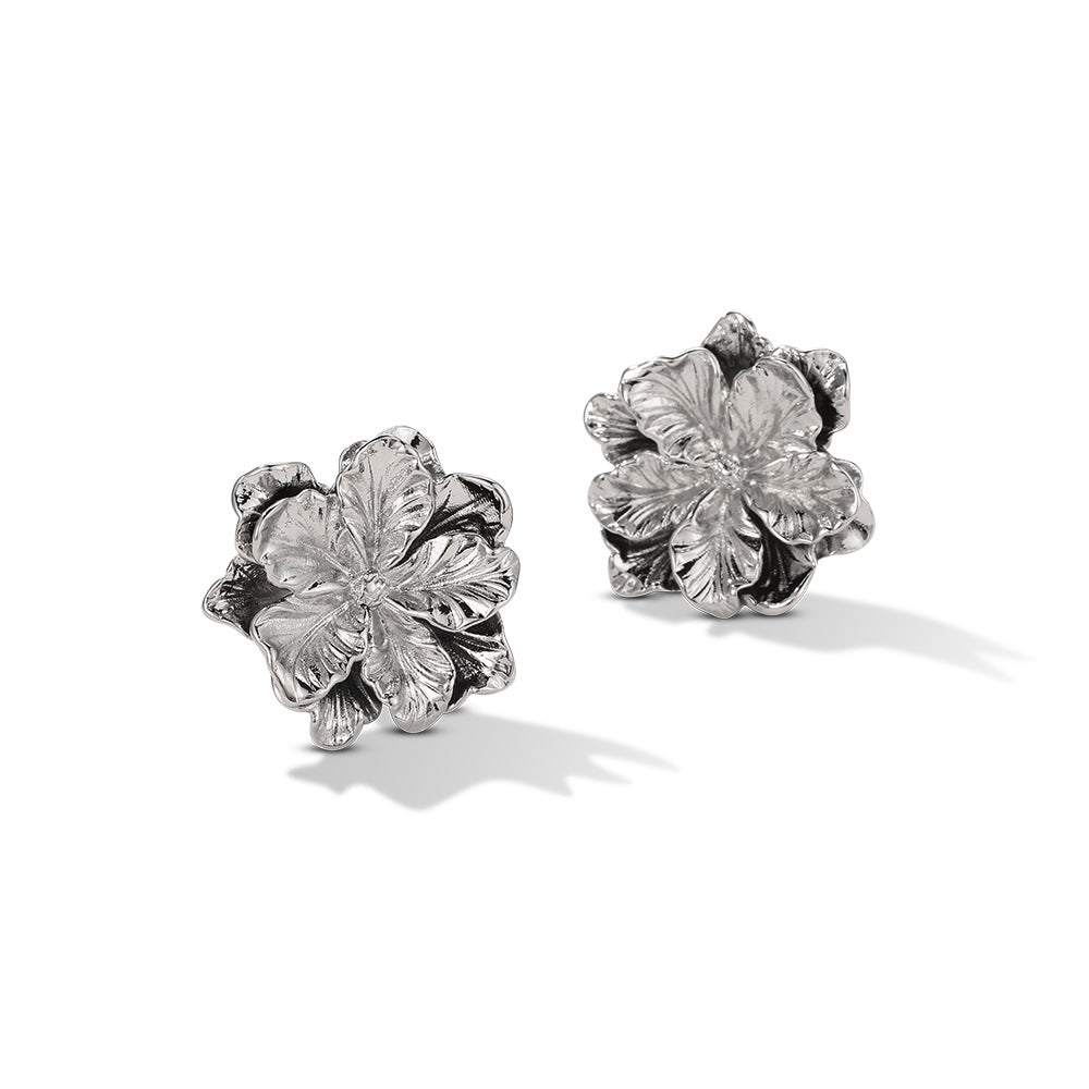 Simple Exquisite Versatile Little Daisy Design Earrings