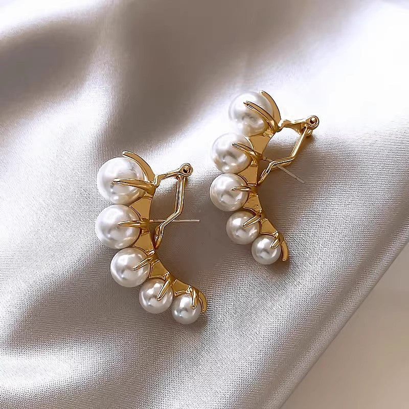 Women's High-grade Zircon Pearl French Minority Retro Earrings