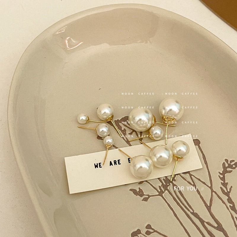 Women's Bright Pearl Simple Basic Style Twin Earrings