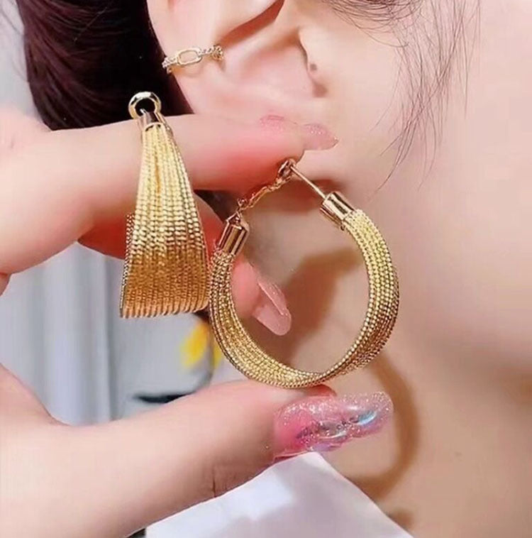 Golden Earclip High-grade Female Temperament Circle Earrings