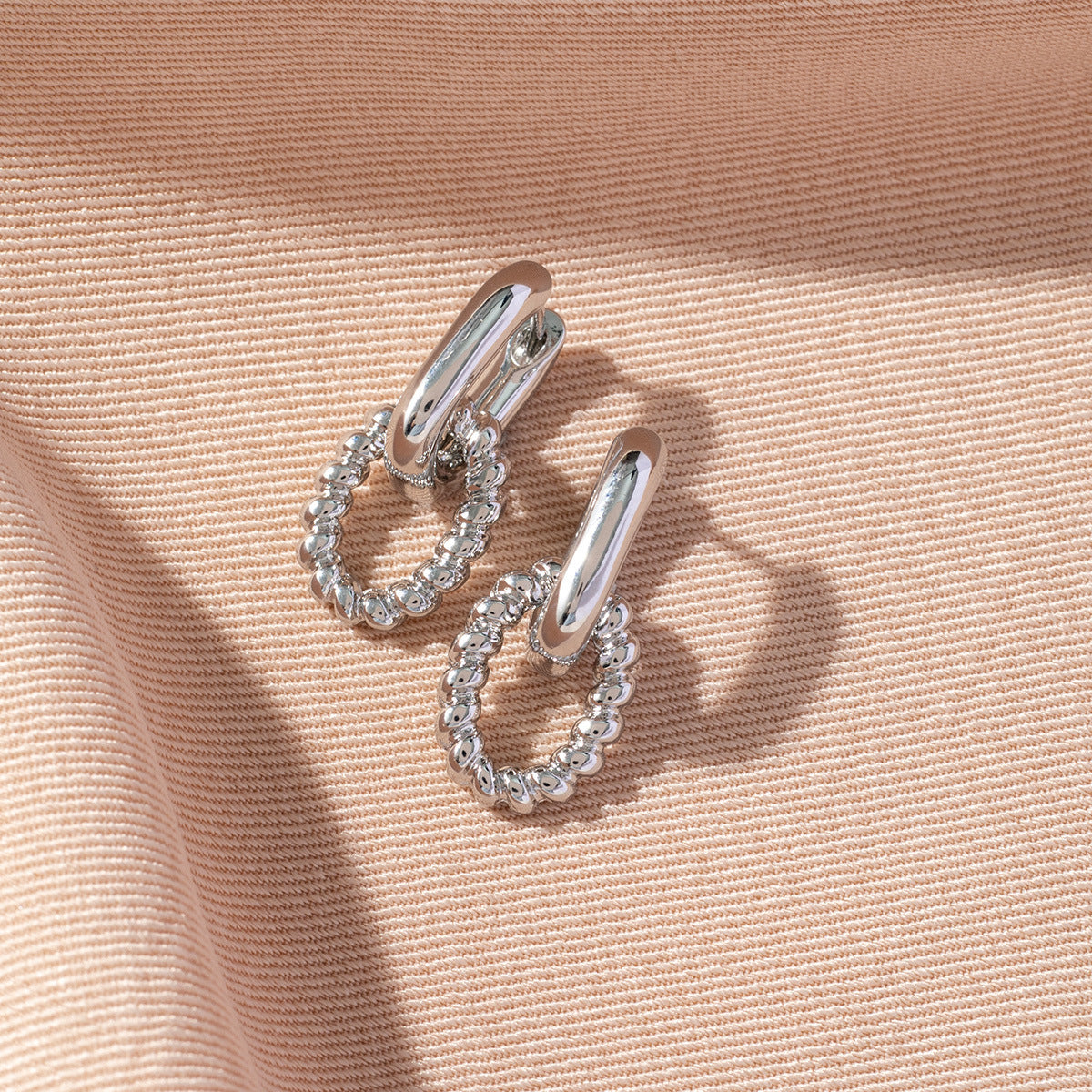 French Simplicity Twist Geometric Stitching Texture Rings