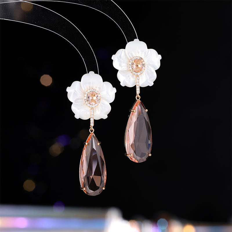 High-grade Light Luxury Natural Shell Flower Earrings