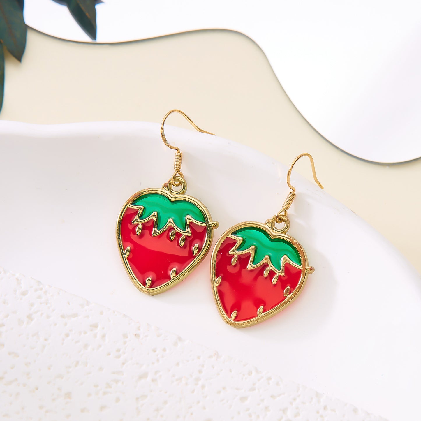 Sweet Style Cute Strawberry Ear Diamond Earrings