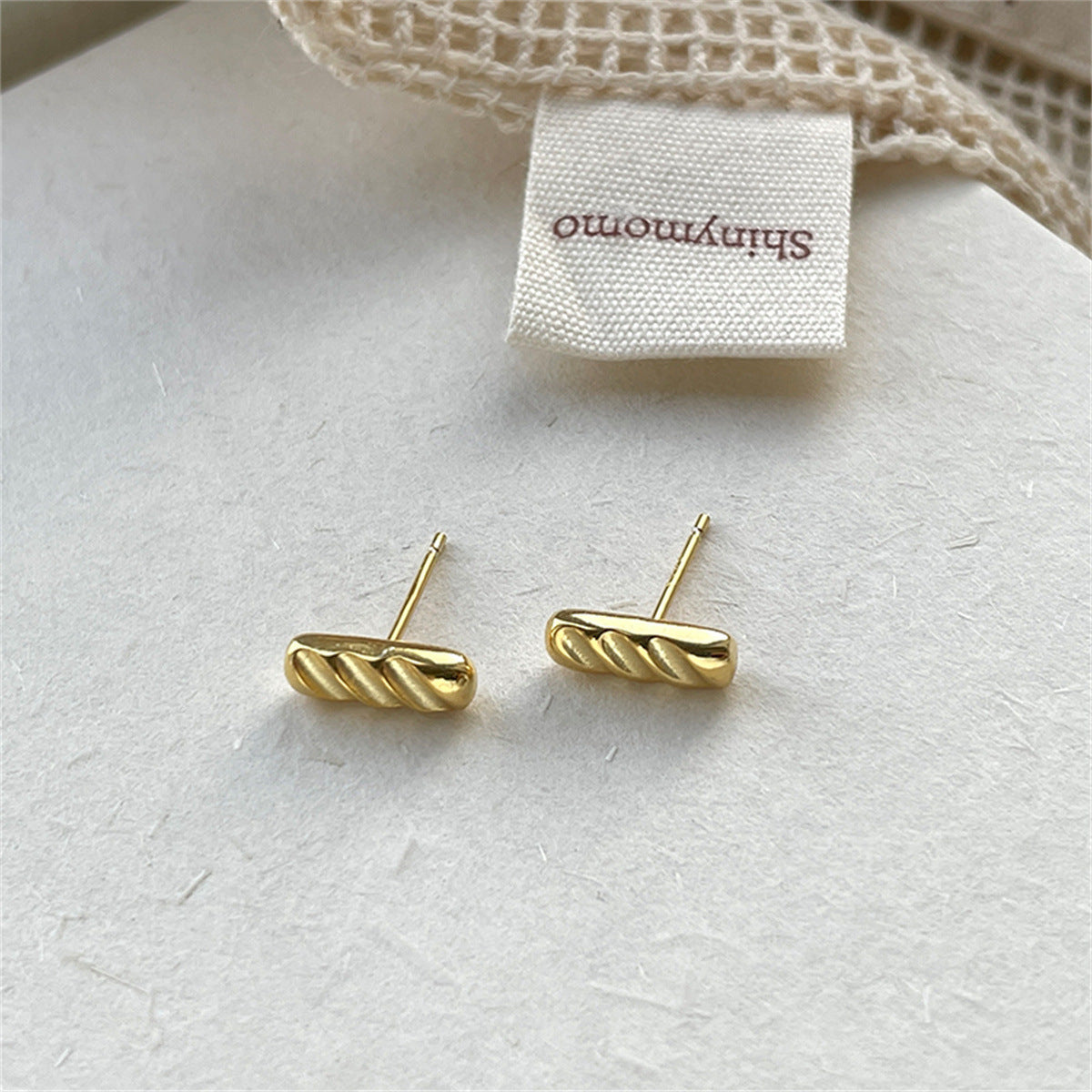 Needle Croissant Female Simple Korean Style Earrings