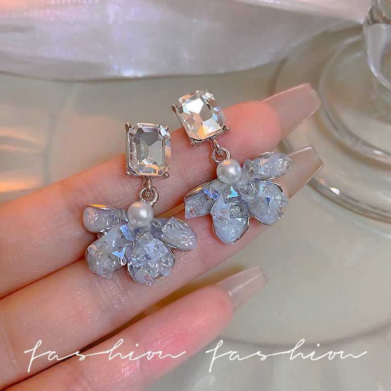 Unique Design Light Luxury High-grade Ice Crystal Earrings