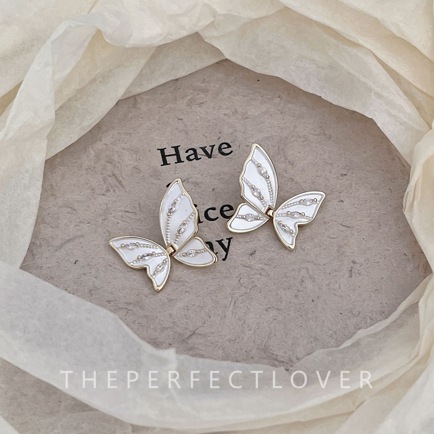 Luxury Pearl White Butterfly Zircon Flower Combination Female Earrings