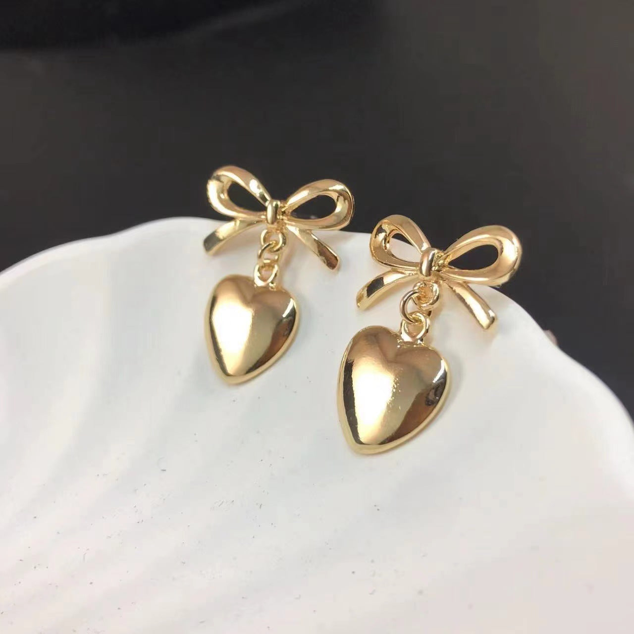 Fashion Golden Bow High-grade Personalized Style Earrings