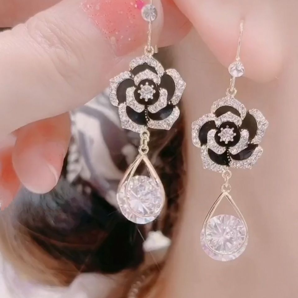 Needle Retro Black Bow Flower French Style Rhinestone Earrings