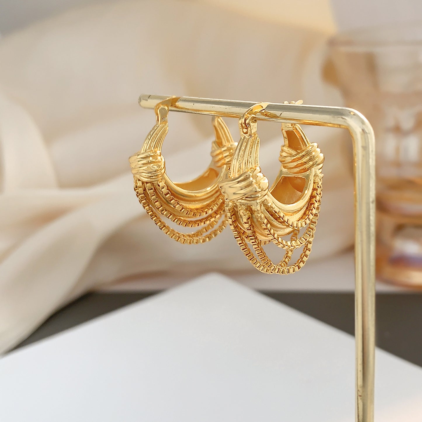 Women's Style U-shaped Chain Brass Gold-plated Niche Earrings