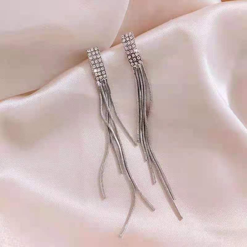 Women's Pin Trendy Cold Elegant Long Tassel Earrings