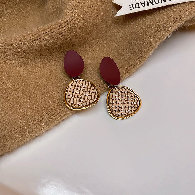 Pin High Quality Elegant Sense Retro Earrings