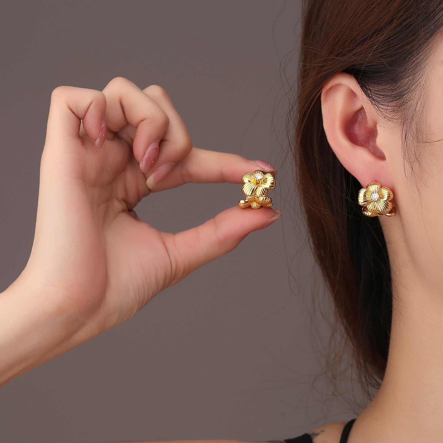 Design Flower Female Retro Personality All Match Earrings