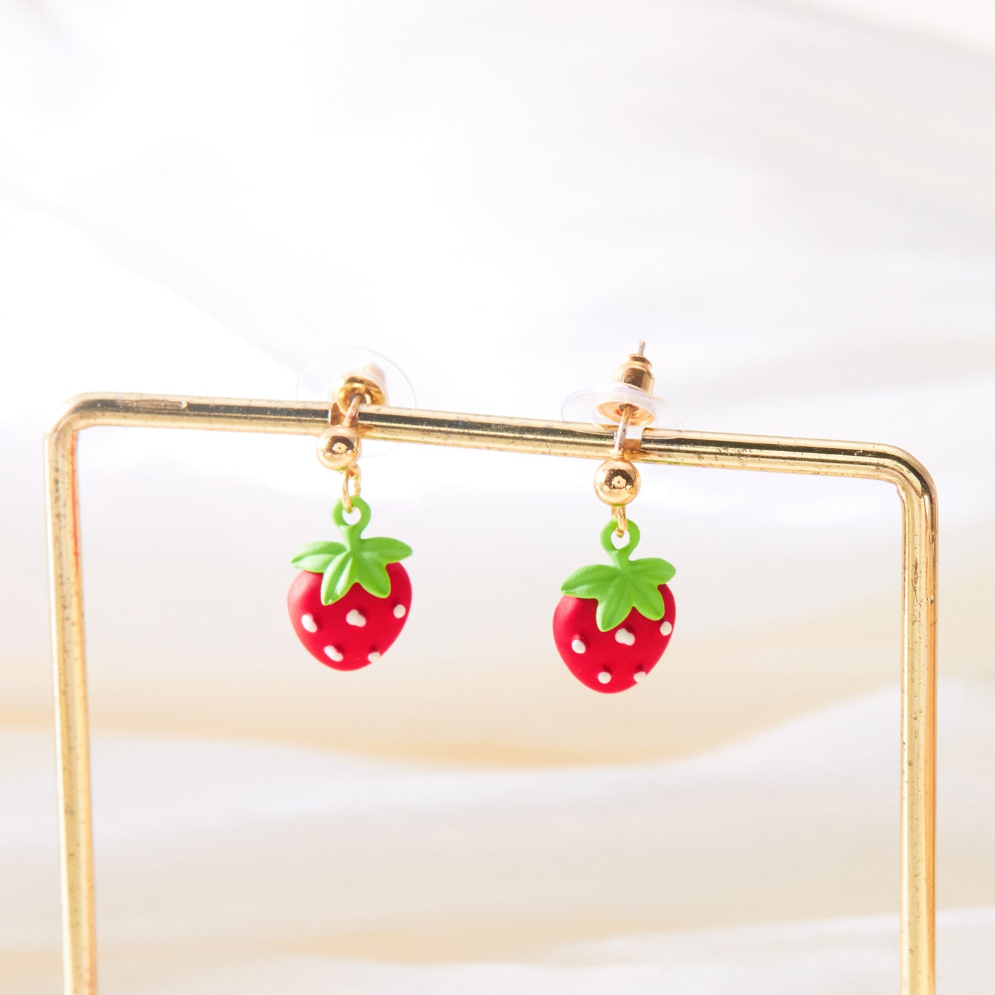 Sweet Style Cute Strawberry Ear Diamond Earrings