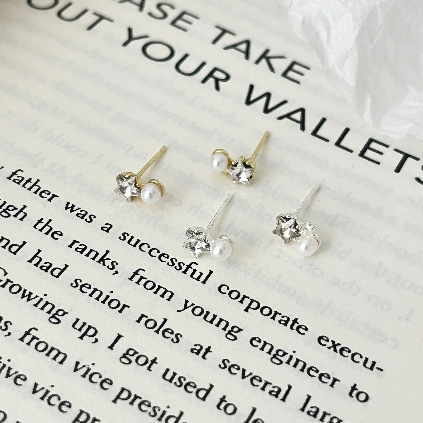 Women's Ear Small Exquisite Design Sense Sweet Earrings