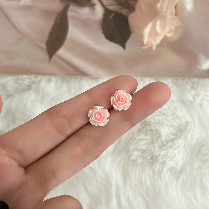 Women's Simple Small Fashionable Design Sier Needle Earrings