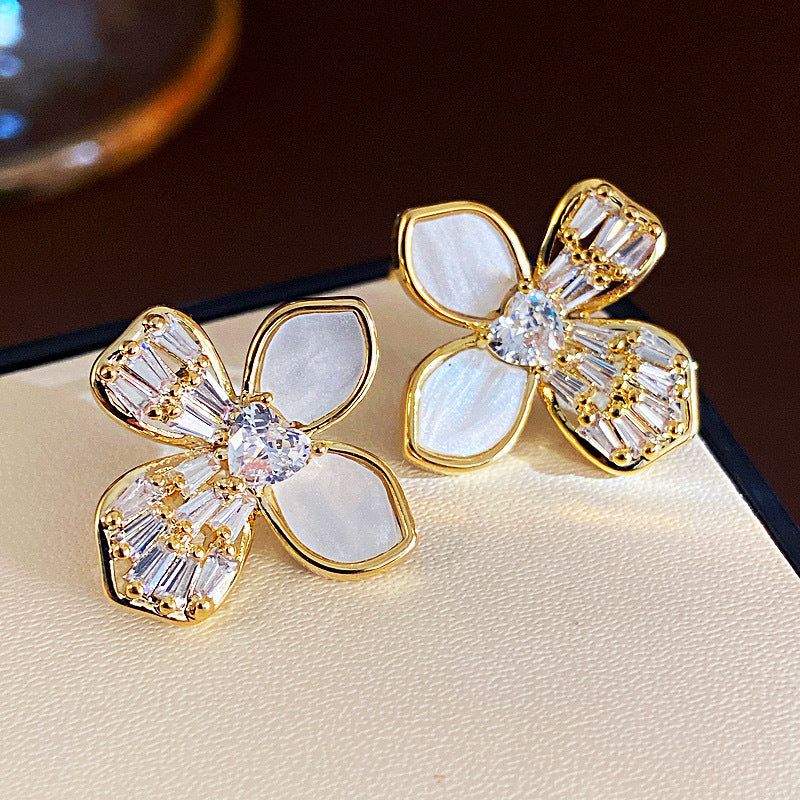 Hot Sweet Elegance Fashion Shell Zircon Flower Female High Earrings