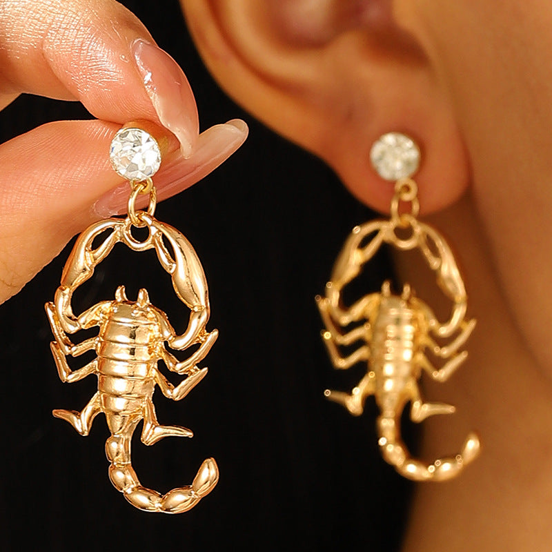 Exaggerated Personalized Diamond Snake Scorpion Female Senior Hip Earrings