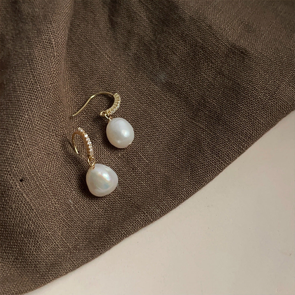 Women's Pearl For French Style Retro Elegant Niche High-grade Light Earrings