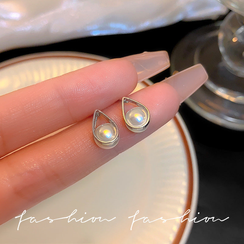 Drop-shaped Niche Retro Simple High-grade Pearl Rings