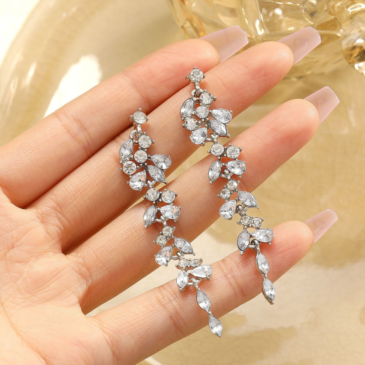 Exaggerated Hollow Ear Geometric Shaped Clip Earrings