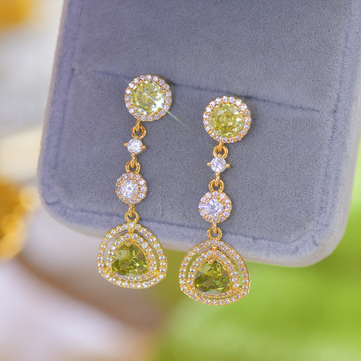 Zircon Olive Green Mid-length Fashionable Ear Without Earrings