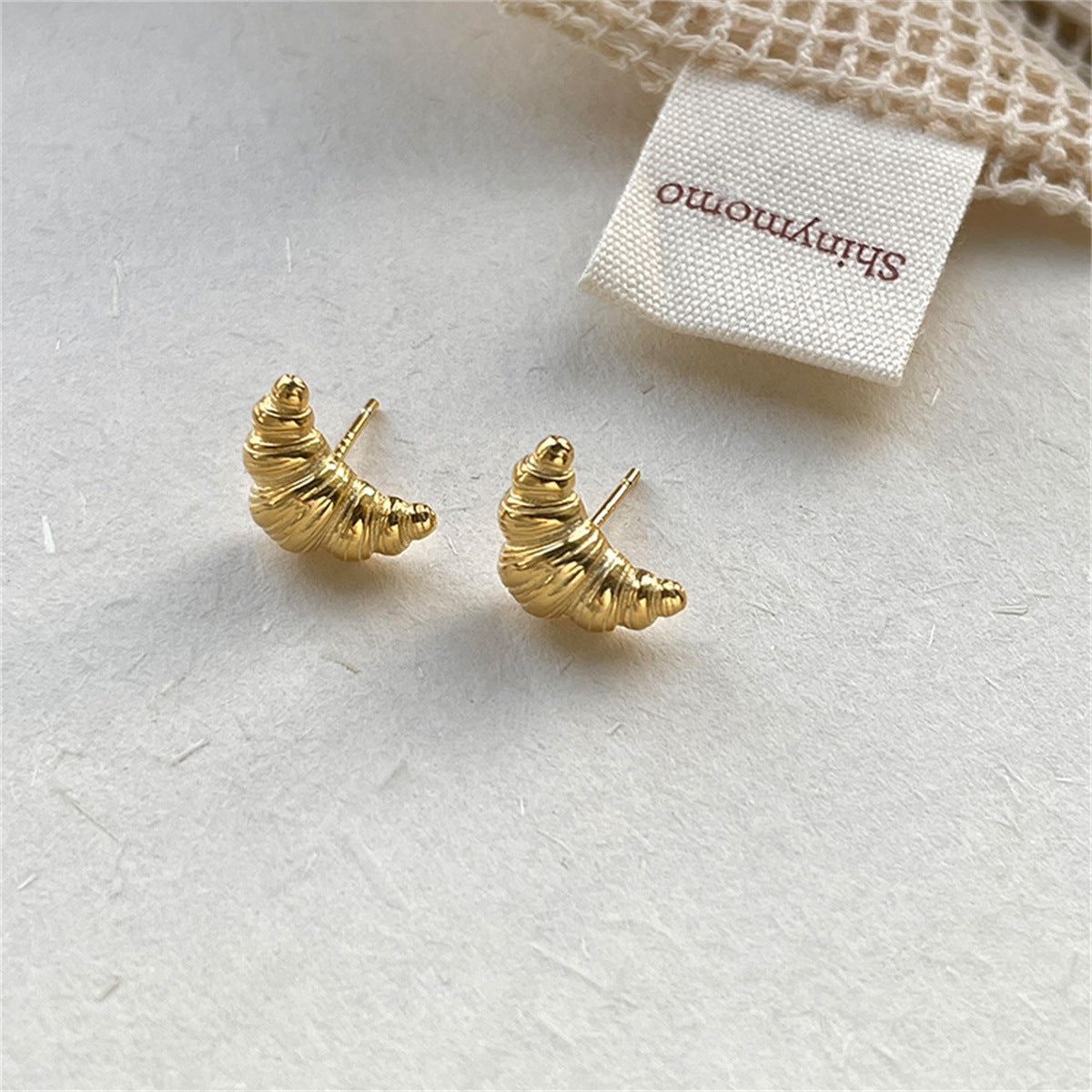 Needle Croissant Female Simple Korean Style Earrings