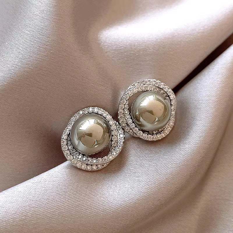 Women's High-grade Zircon Pearl French Minority Retro Earrings