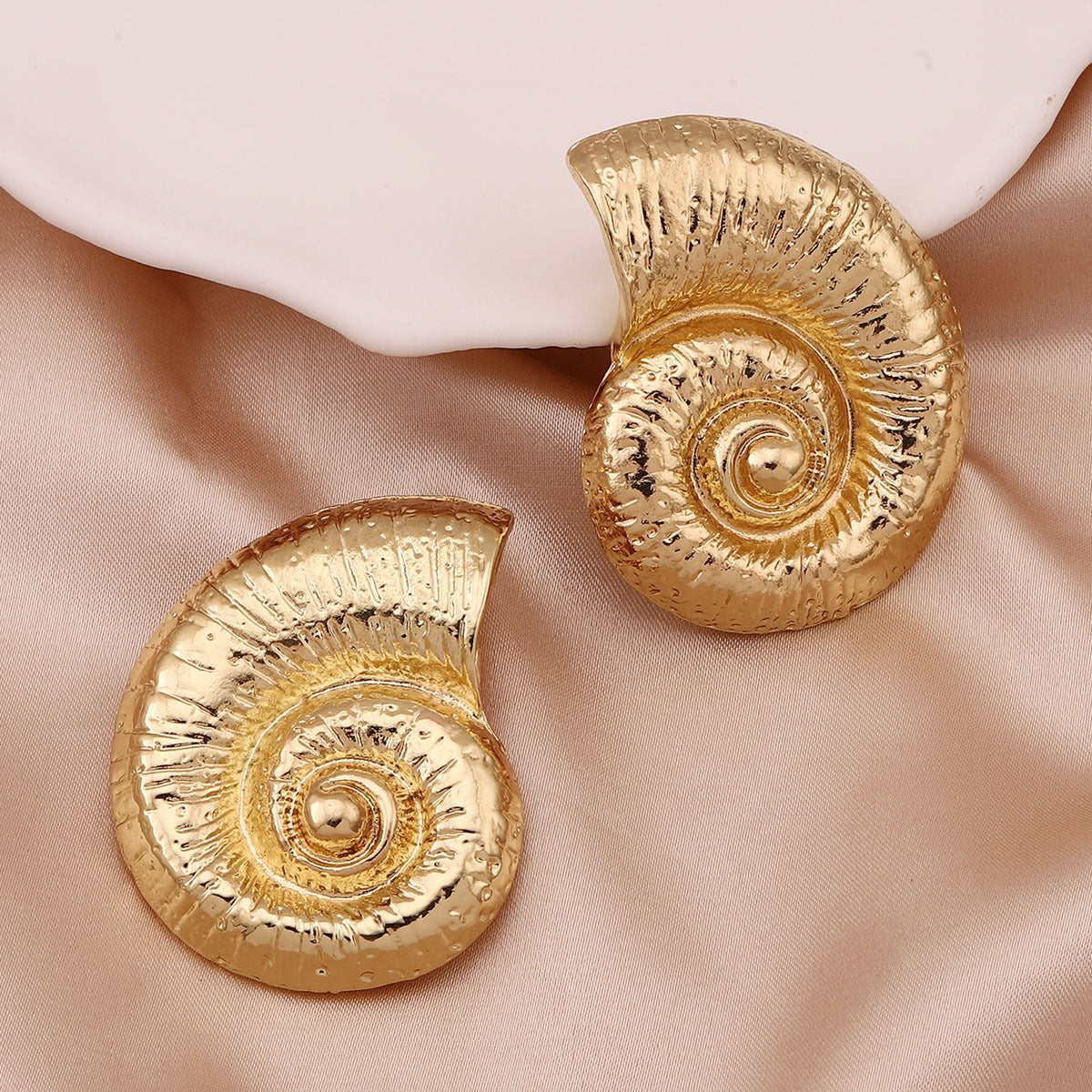 Fashion French Style Temperament Light Luxury Earrings