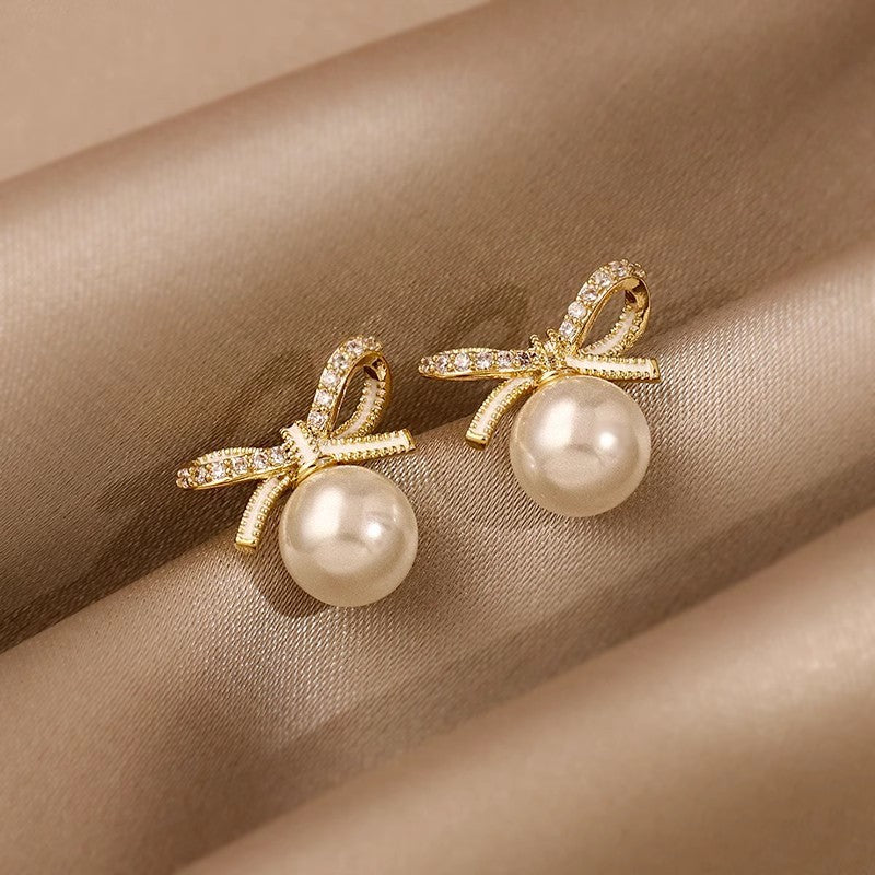 Women's High-grade Zircon Pearl French Minority Retro Earrings