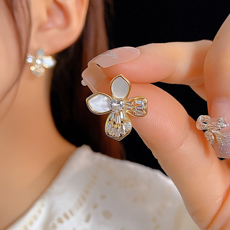 Hot Sweet Elegance Fashion Shell Zircon Flower Female High Earrings