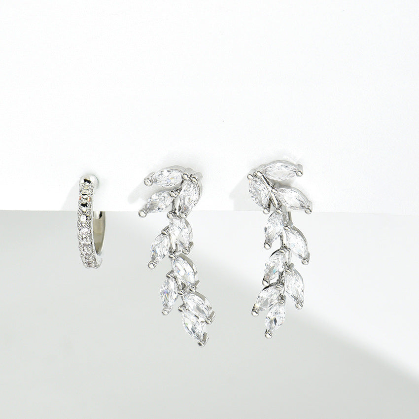 Fashion Personality Leaves Inlaid Zircon Niche Earrings