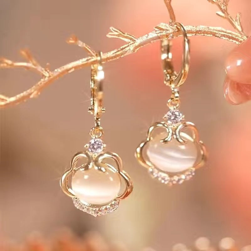 Women's Western Style Super Fairy High-grade Flash Earrings